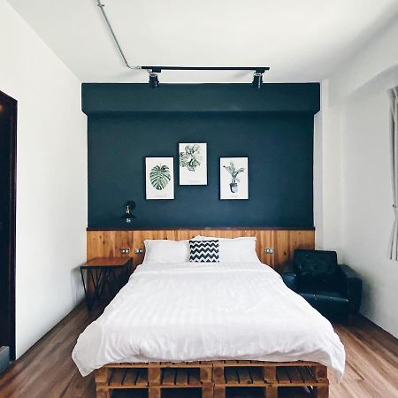 Mutter Apartment Tainan Exterior photo