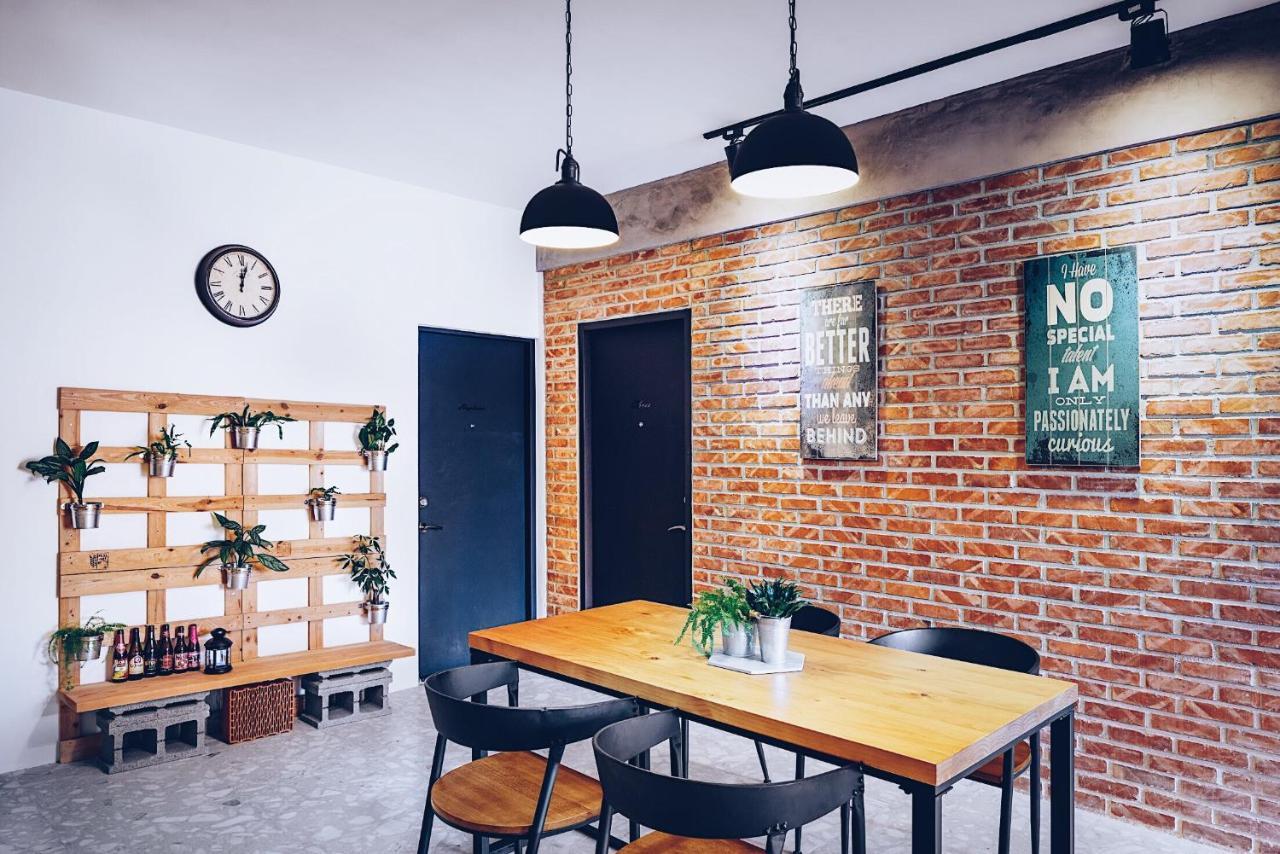 Mutter Apartment Tainan Exterior photo